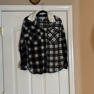 Just Polly, New York women’s long sleeve shirt